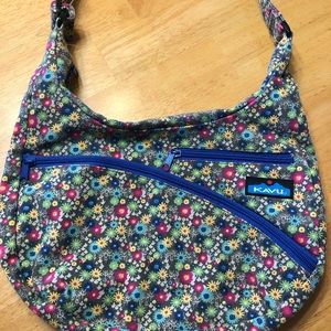 Pretty Kavu crossbody bag!